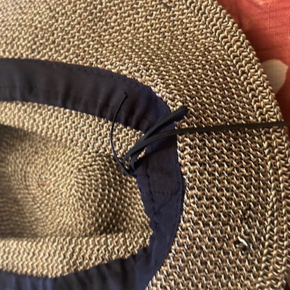 Hat - Picture 4 of 7
